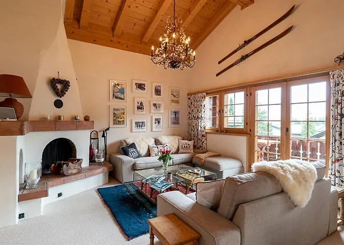 Edelweiss Casa Miez Penthouse شقة