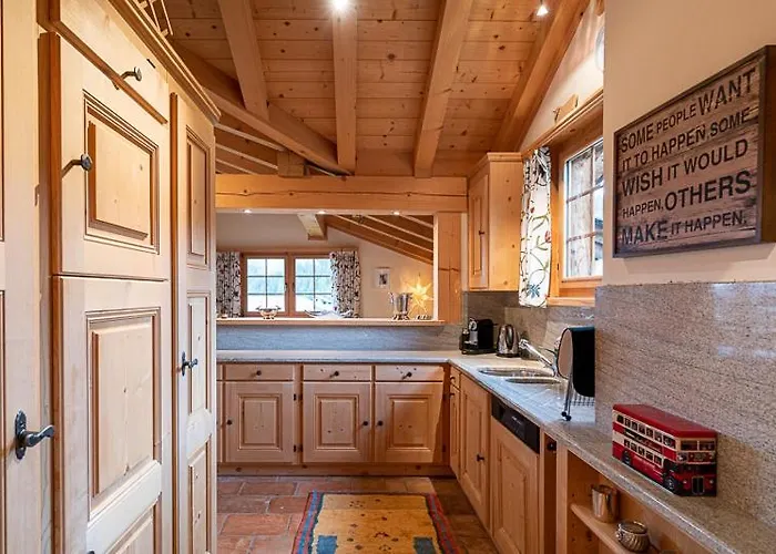 شقة Edelweiss Casa Miez Penthouse لاكس